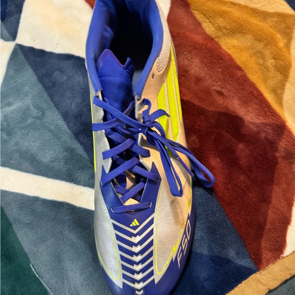 adidas White, Blue & Neon Yellow F50 Messi Soccer Cleats - Picture 4 of 7
